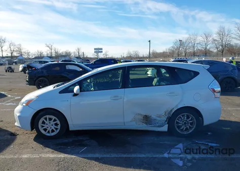 2013 Toyota Prius V Three from USA, damaged, VIN JTDZN3EUXD3204797